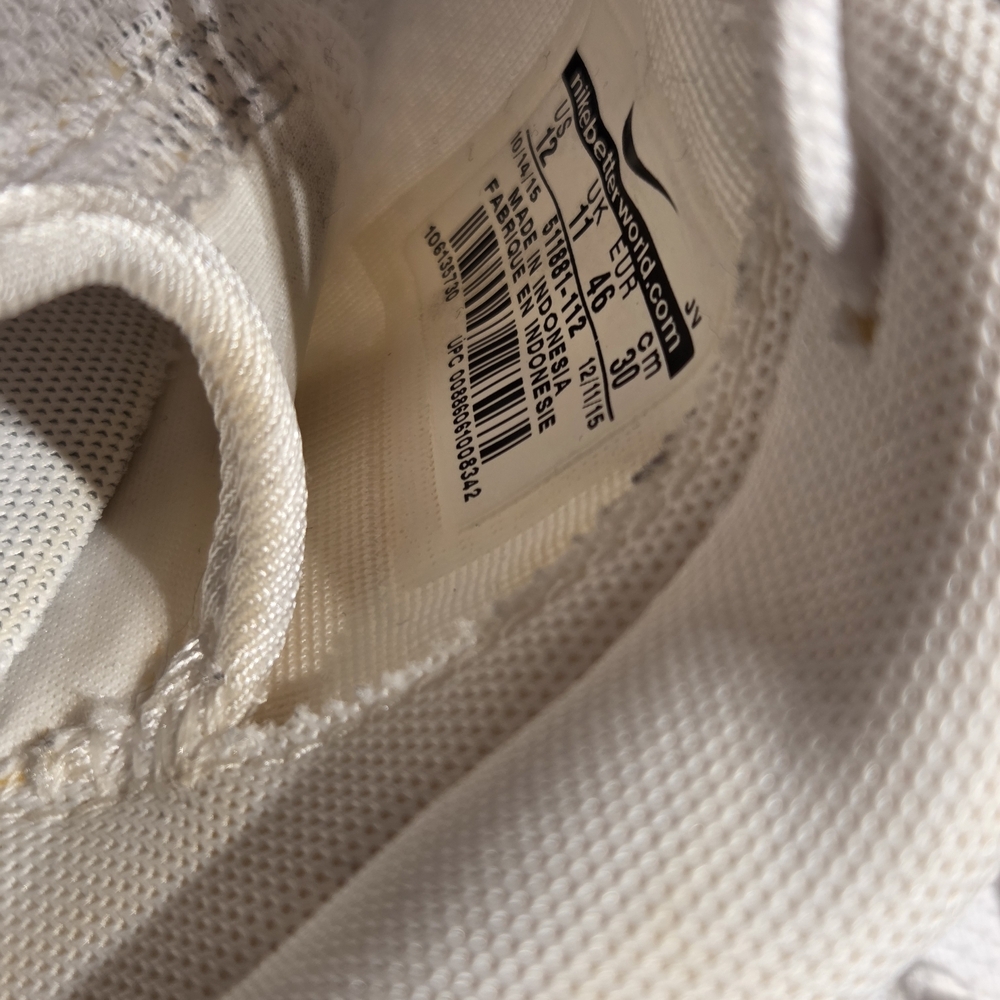 Nike Roshe One Triple White Men's Shoes (Size 12) - Picture 8 of 10